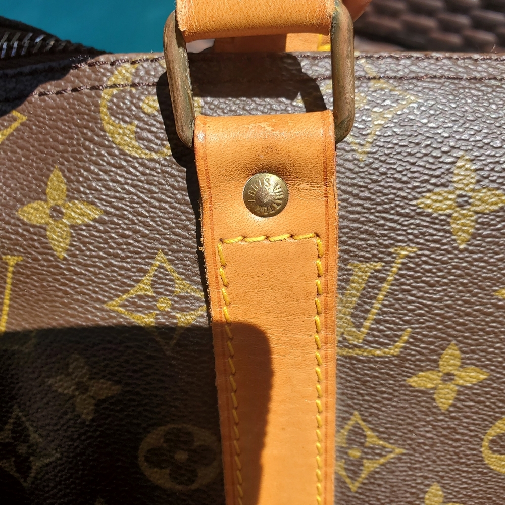 Authentic Louis Vuitton Keepall 45 - Picture 2 of 16